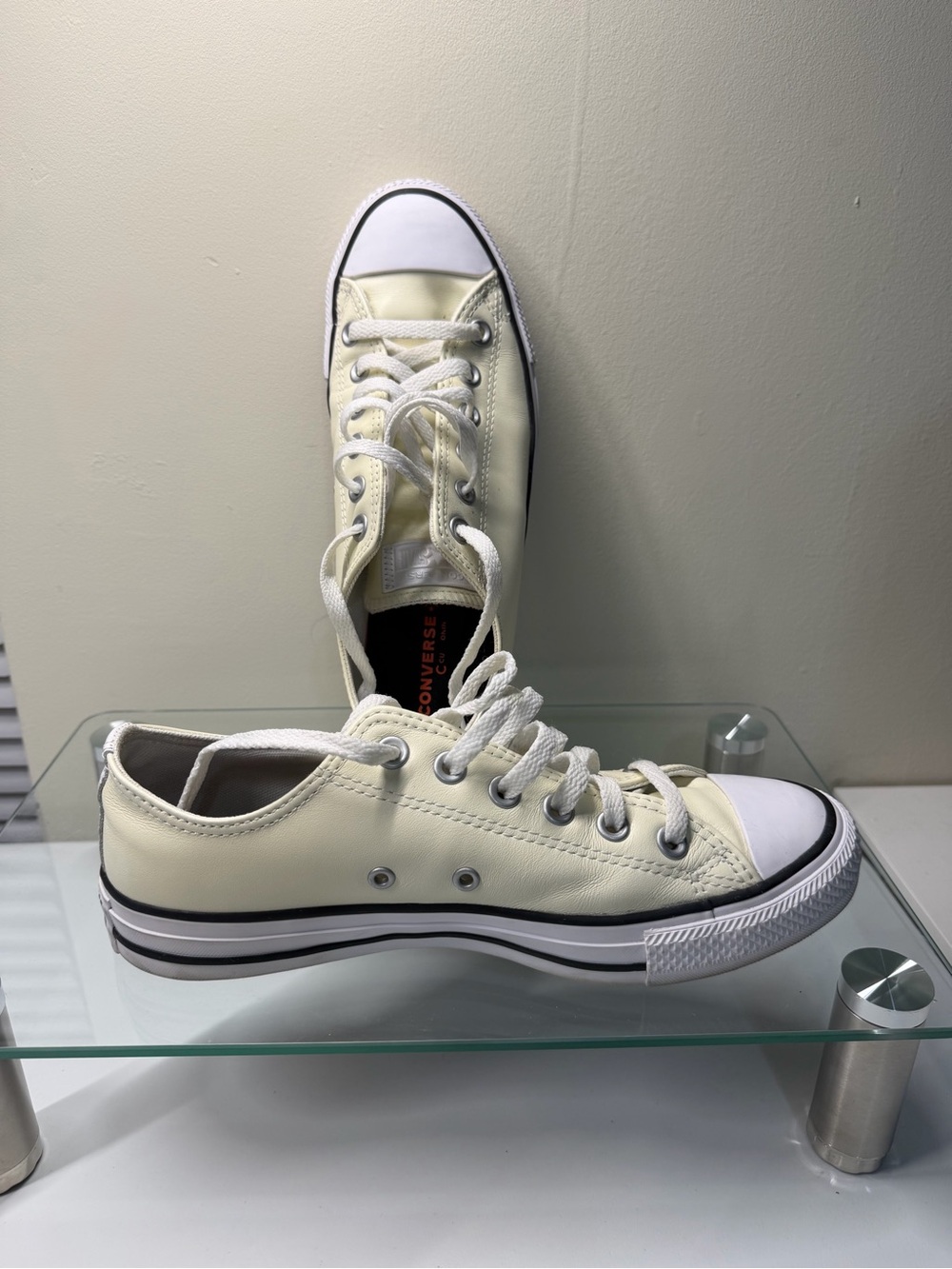 Custom Converse Chuck Low Tops - Cream/White All Leather - Women 8.5 - Preloved